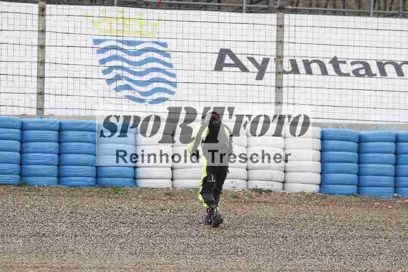 Archiv-2025/01 24.-27.01.2025 Moto Center Thun Jerez/rot-red/backside